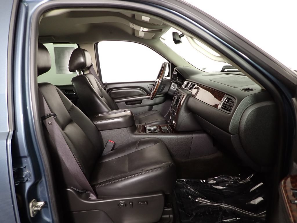 Used 2011 GMC Sierra 1500 Denali AWD/4WD image 37