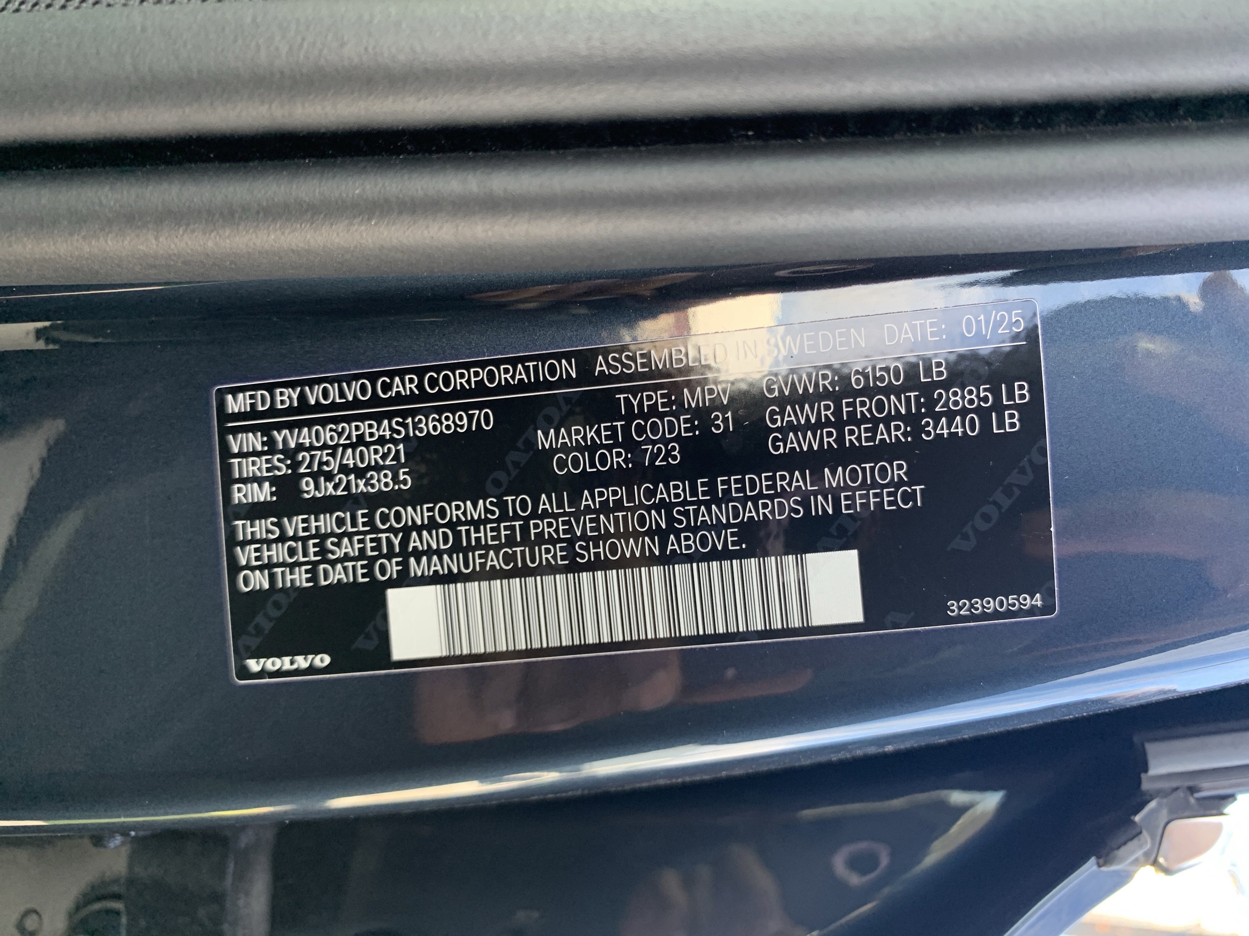 Used 2025 Volvo XC90 B6 Plus image 36