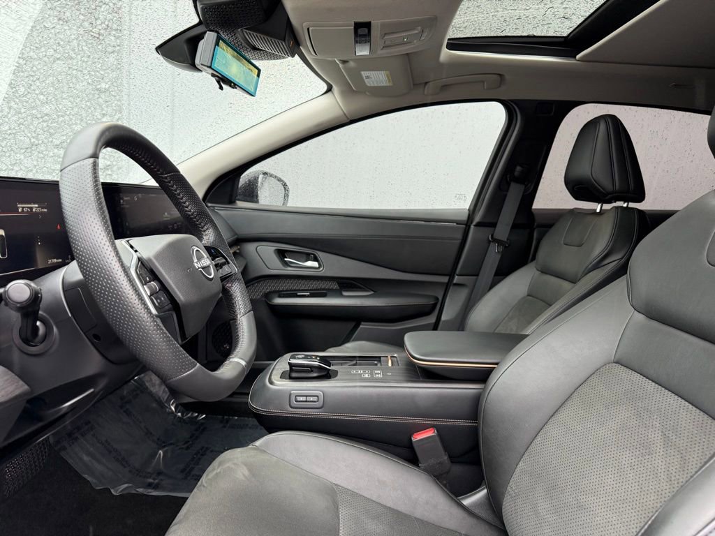 Certified 2023 Nissan Ariya AWD image 15