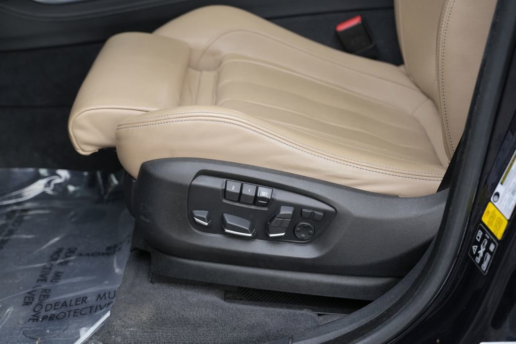 Used 2019 BMW X6 M image 25