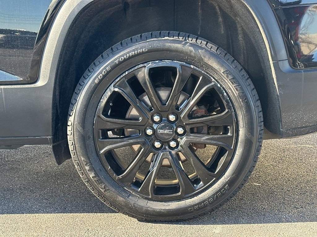 Used 2022 GMC Acadia SLE w/ Elevation Edition image 9