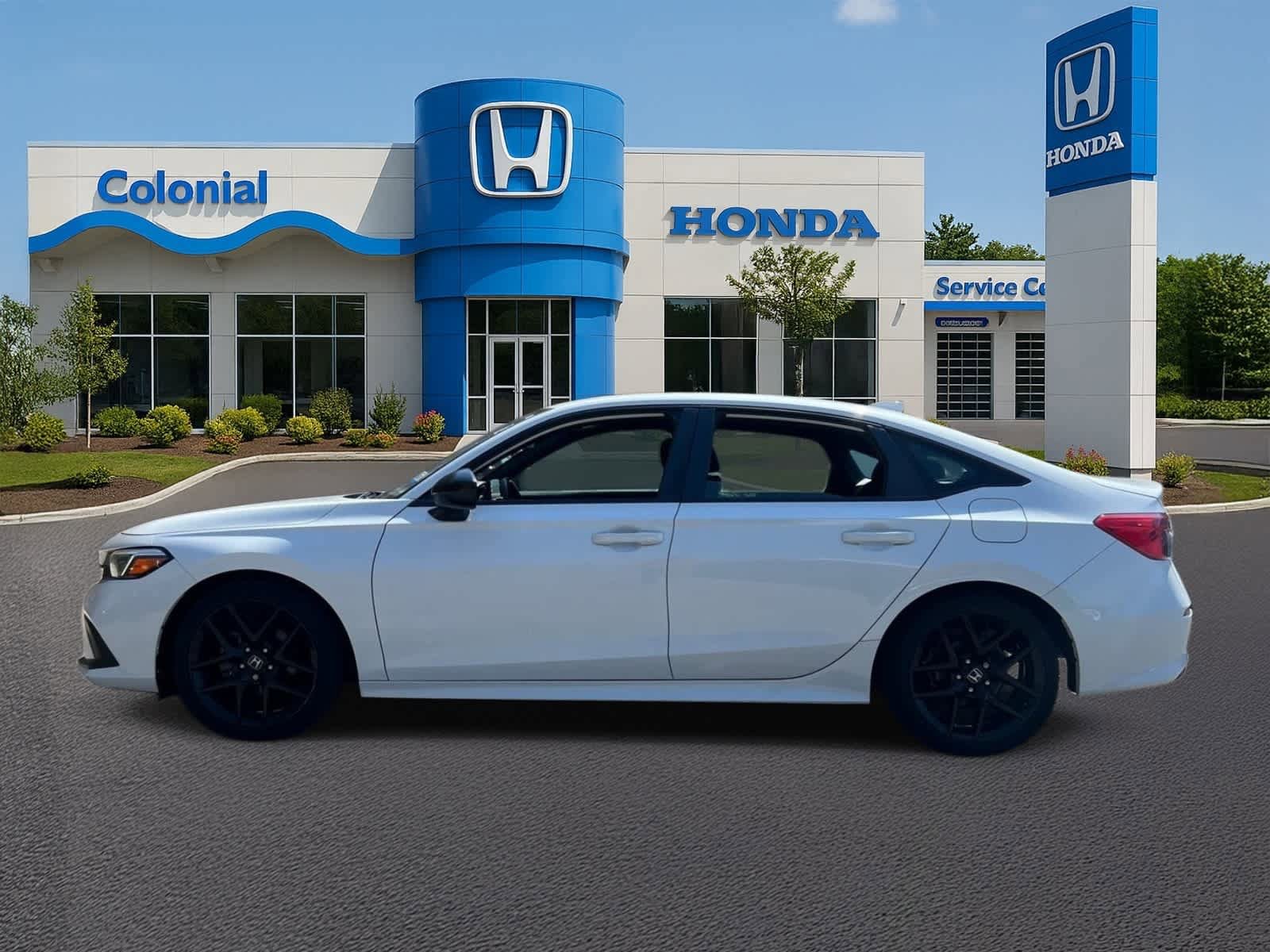 Used 2023 Honda Civic Sport image 3