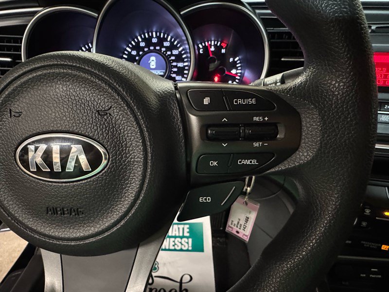 Used 2015 Kia Optima LX FWD image 23
