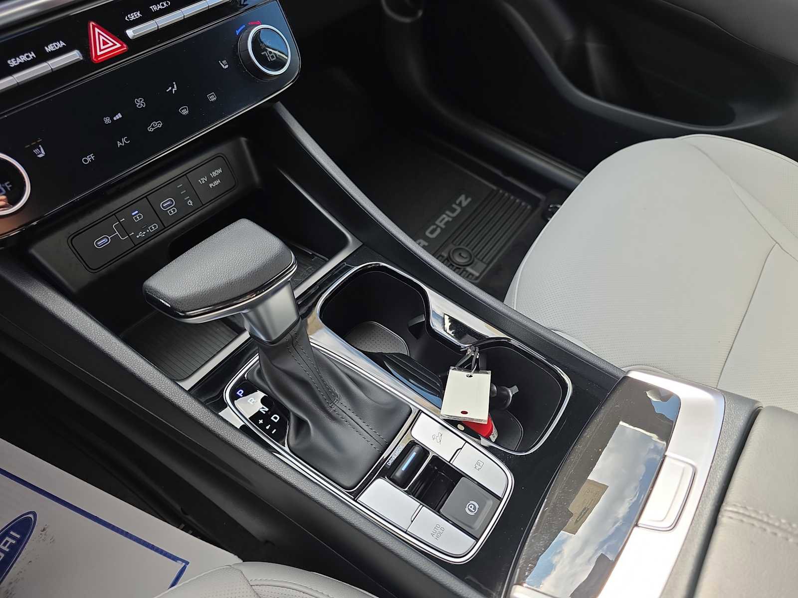 Used 2025 Hyundai Santa Cruz SEL image 20