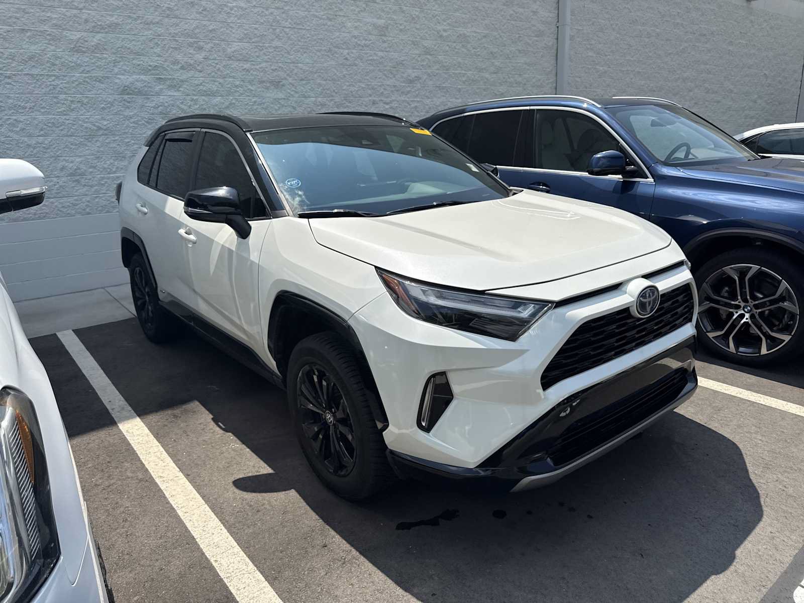 Used 2022 Toyota RAV4 XSE AWD/4WD image 40