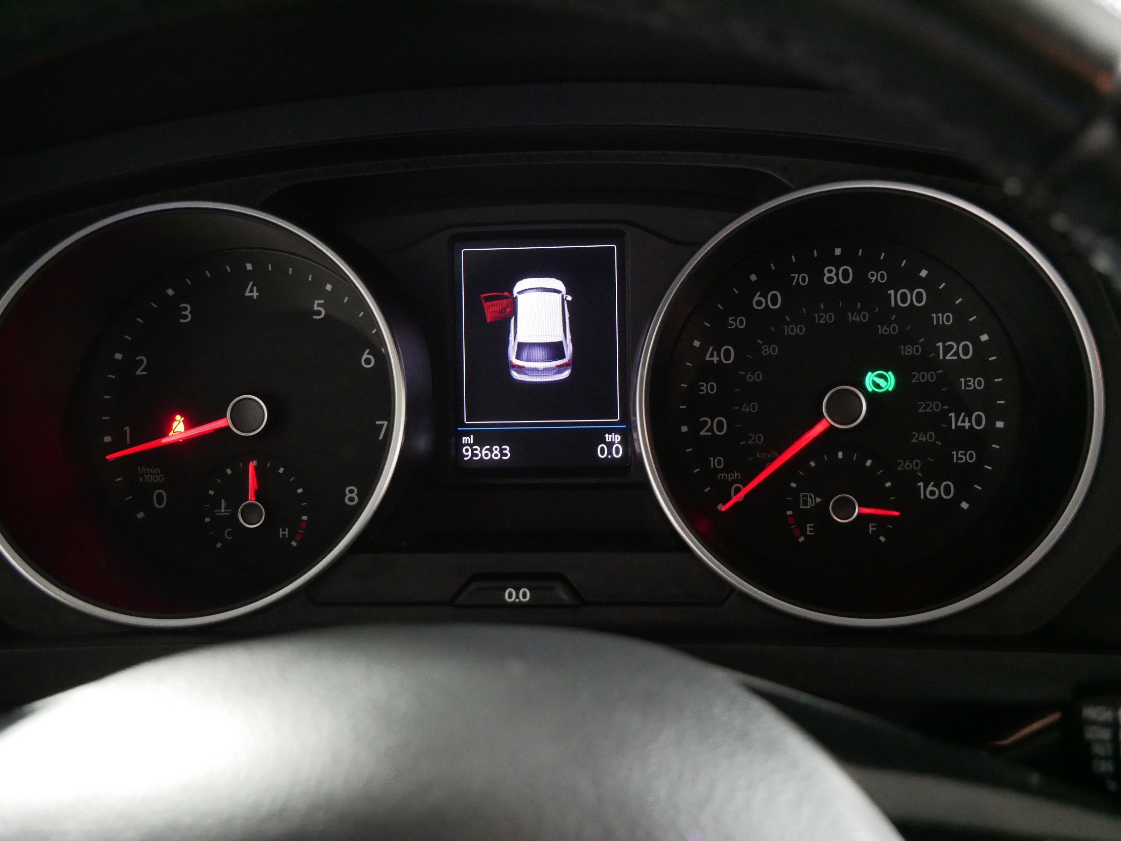 Used 2019 Volkswagen Tiguan SE image 21