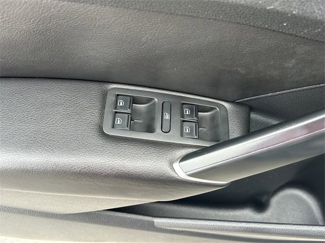 Used 2020 Volkswagen Passat 2.0T R-Line image 16