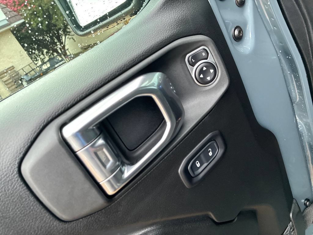 Used 2026 Jeep Wrangler Unlimited Sport AWD/4WD image 12
