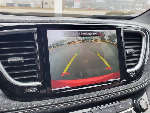 Used 2025 Chrysler Pacifica Limited image 35