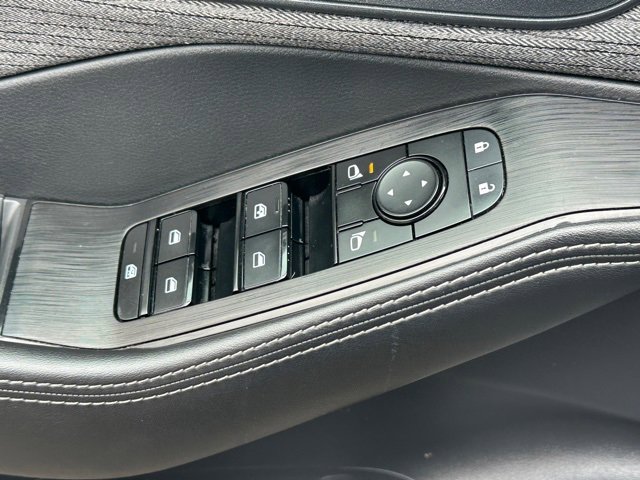 Certified 2021 Nissan Rogue S image 22