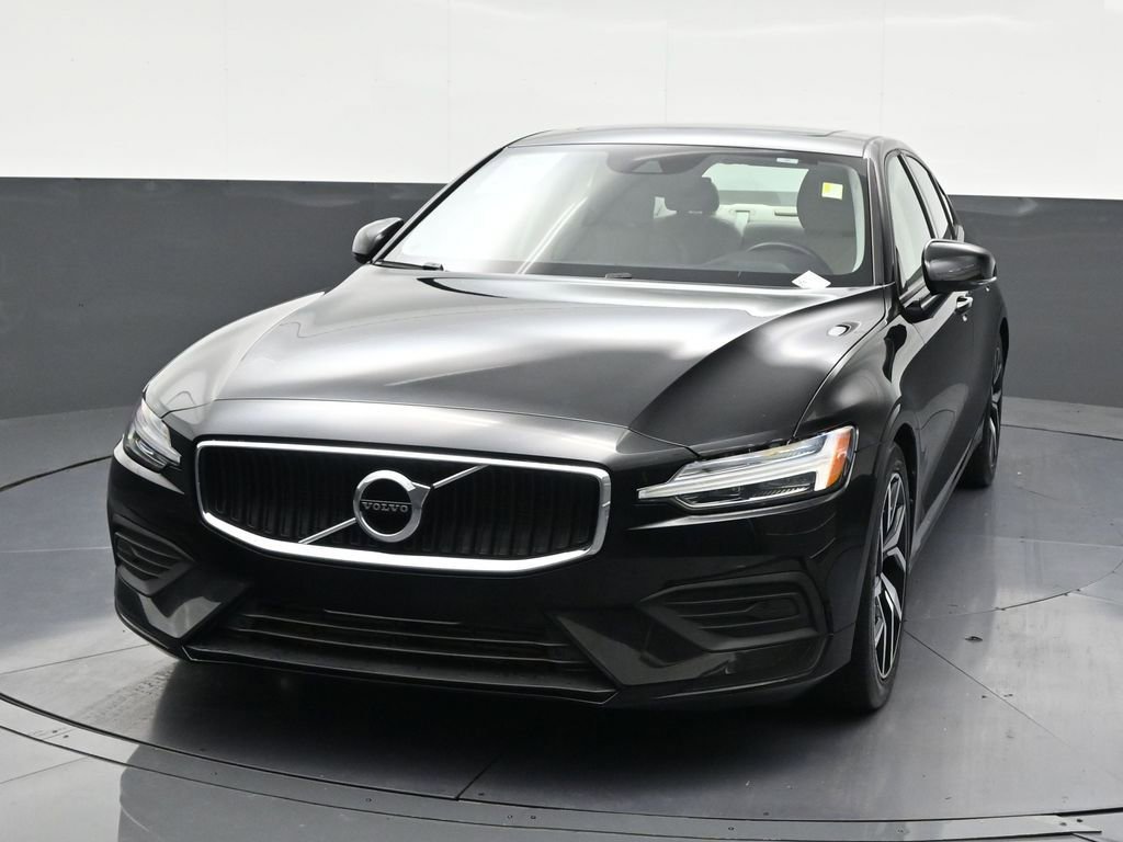 Used 2019 Volvo S60 T5 Momentum w/ Premium Package image 8