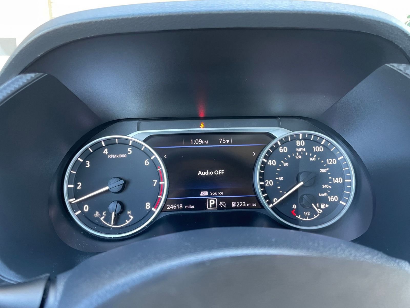 Used 2025 Nissan Sentra SV image 39