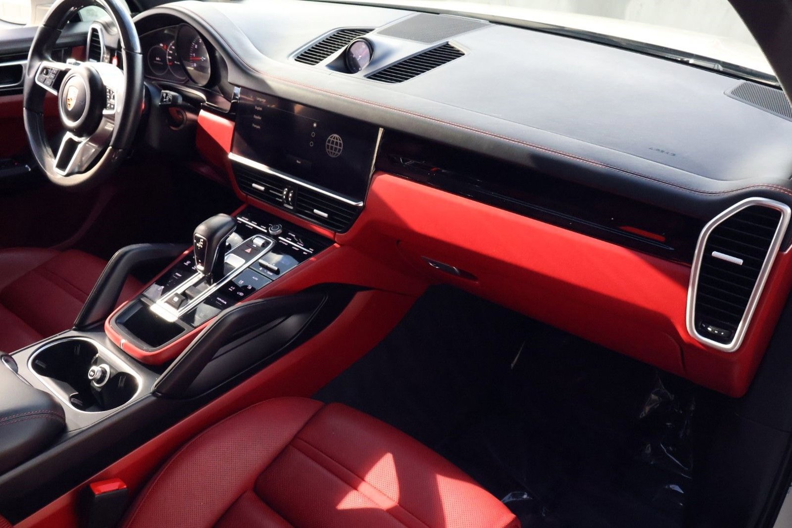 Certified 2023 Porsche Cayenne image 24