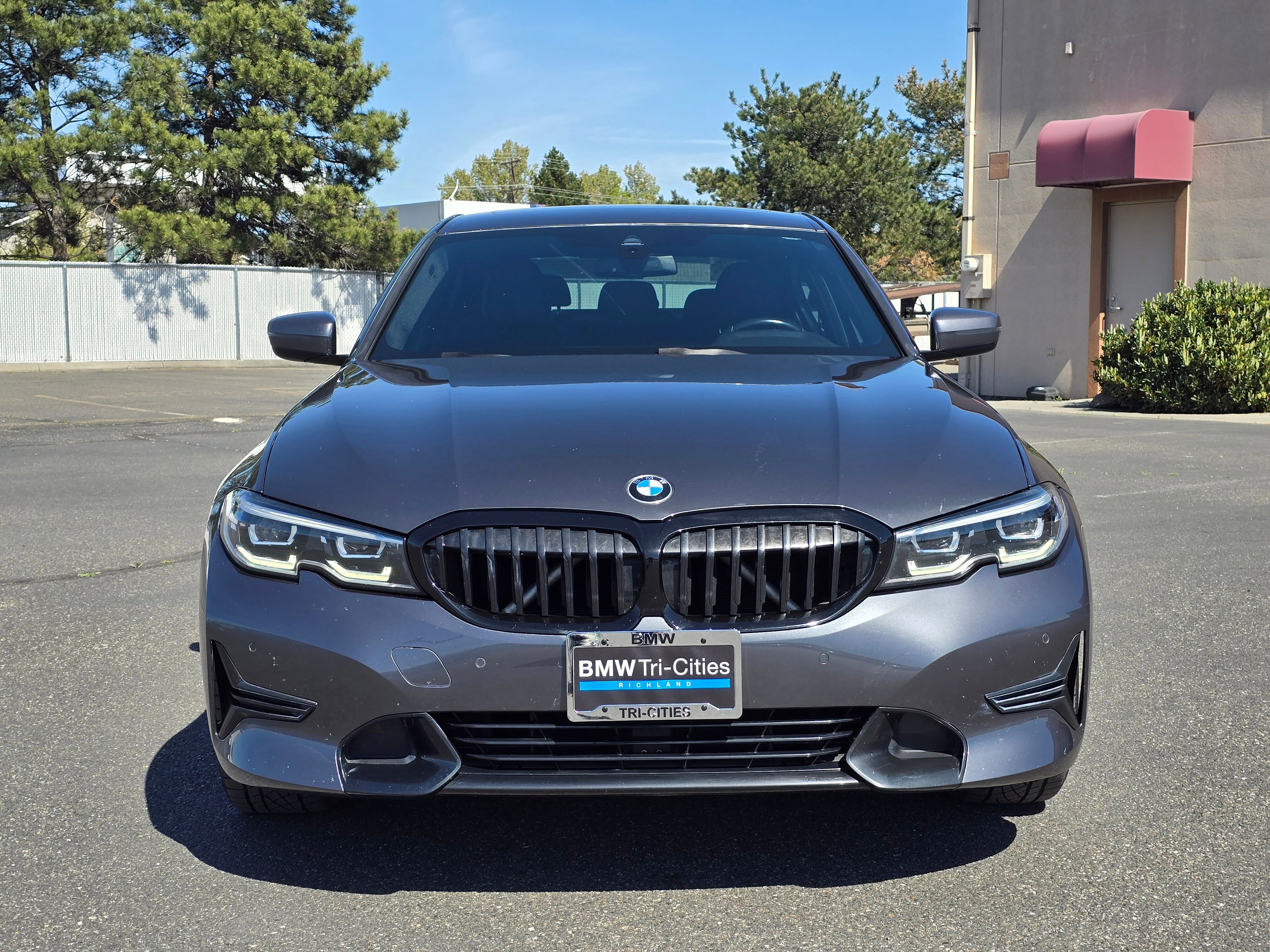 Used 2021 BMW 330i xDrive Sedan w/ Convenience Package image 38