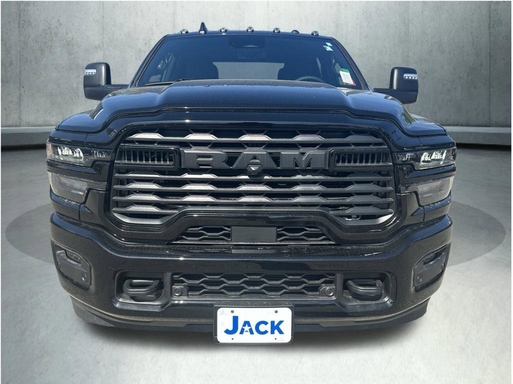 New 2026 RAM 3500 Big Horn AWD/4WD image 9