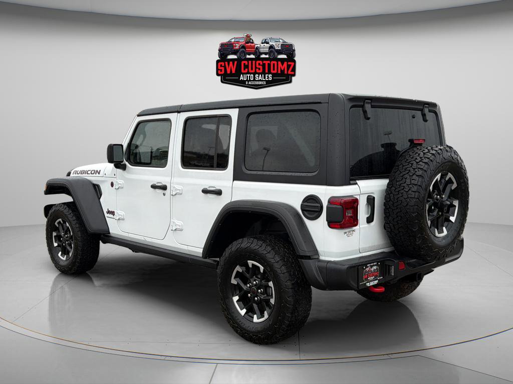 Used 2025 Jeep Wrangler Unlimited Rubicon AWD/4WD image 5