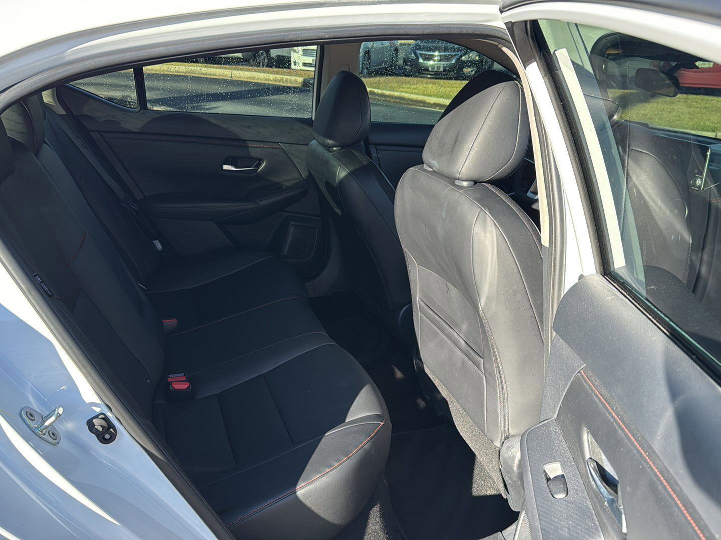 Used 2024 Nissan Sentra SR w/ SR Premium Package image 11