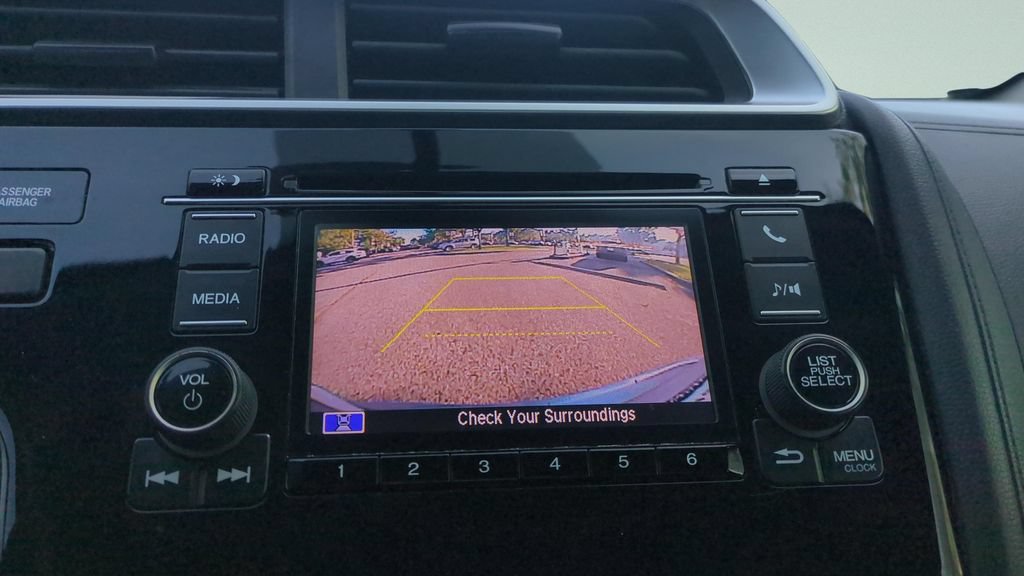 Used 2020 Honda Fit LX image 16