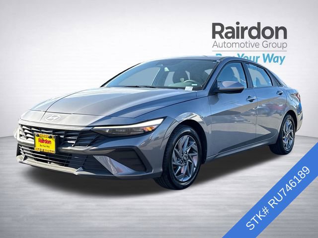 Used 2024 Hyundai Elantra SEL image 3