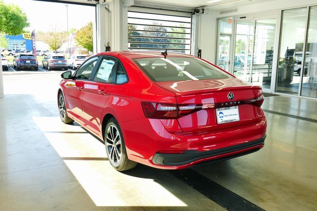 New 2025 Volkswagen Jetta Sport image 4