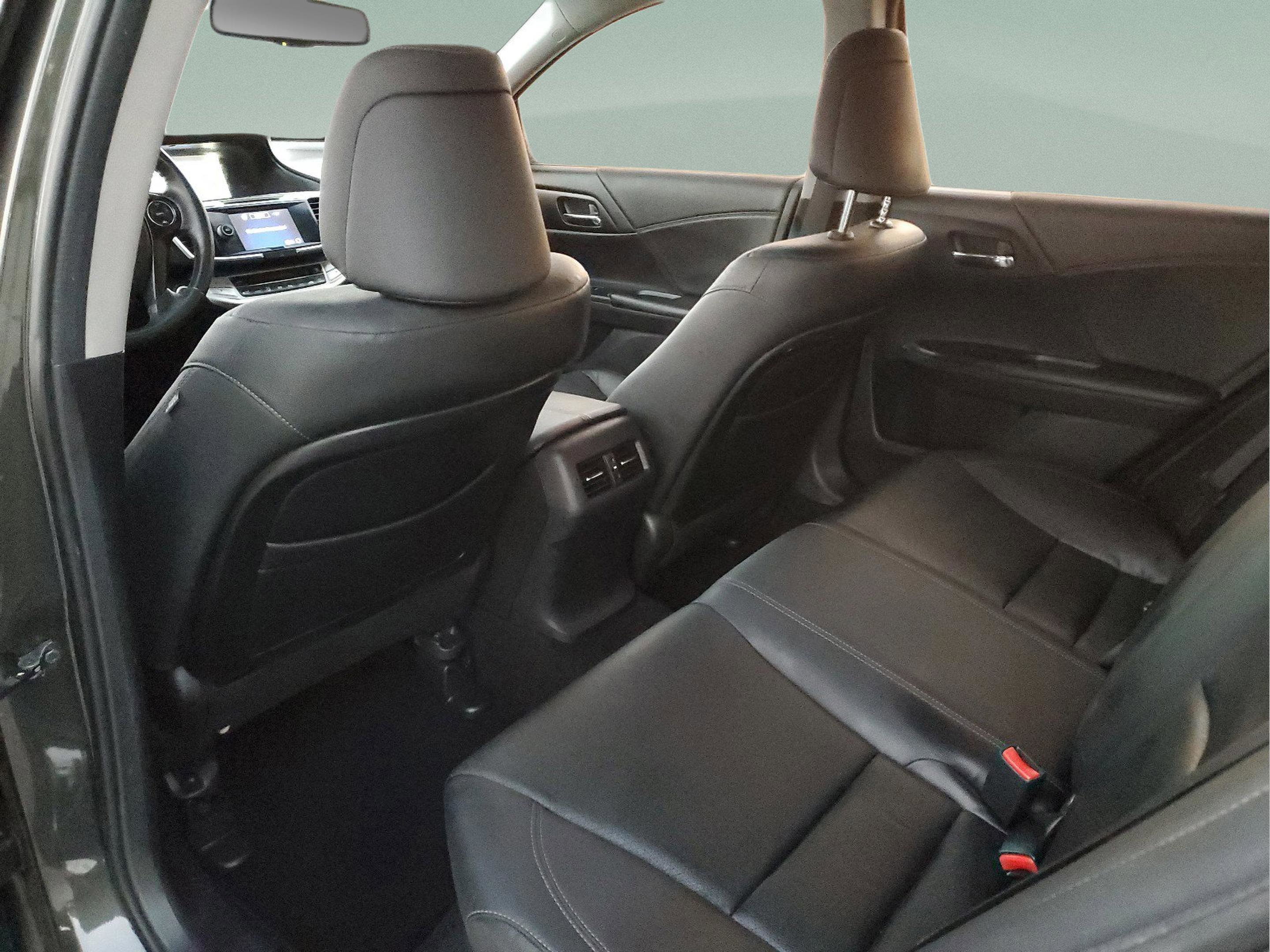 Used 2013 Honda Accord EX-L image 5