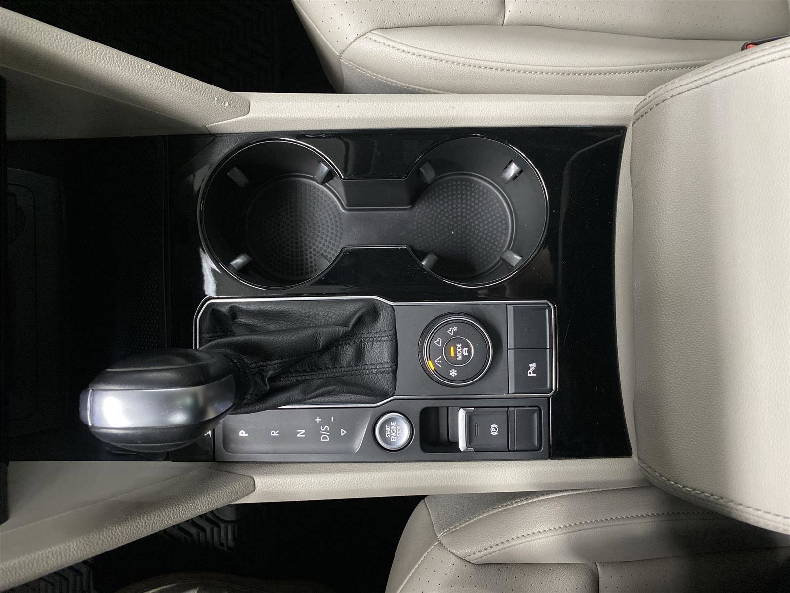 Used 2020 Volkswagen Atlas SEL image 28