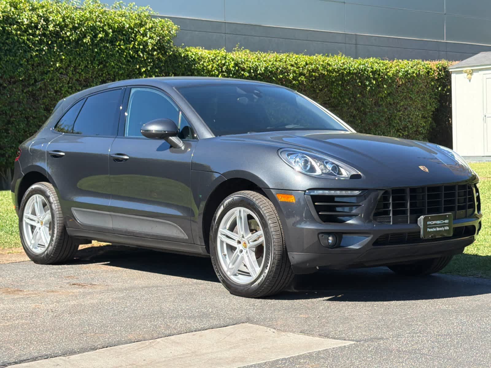 Used 2018 Porsche Macan AWD/4WD image 10