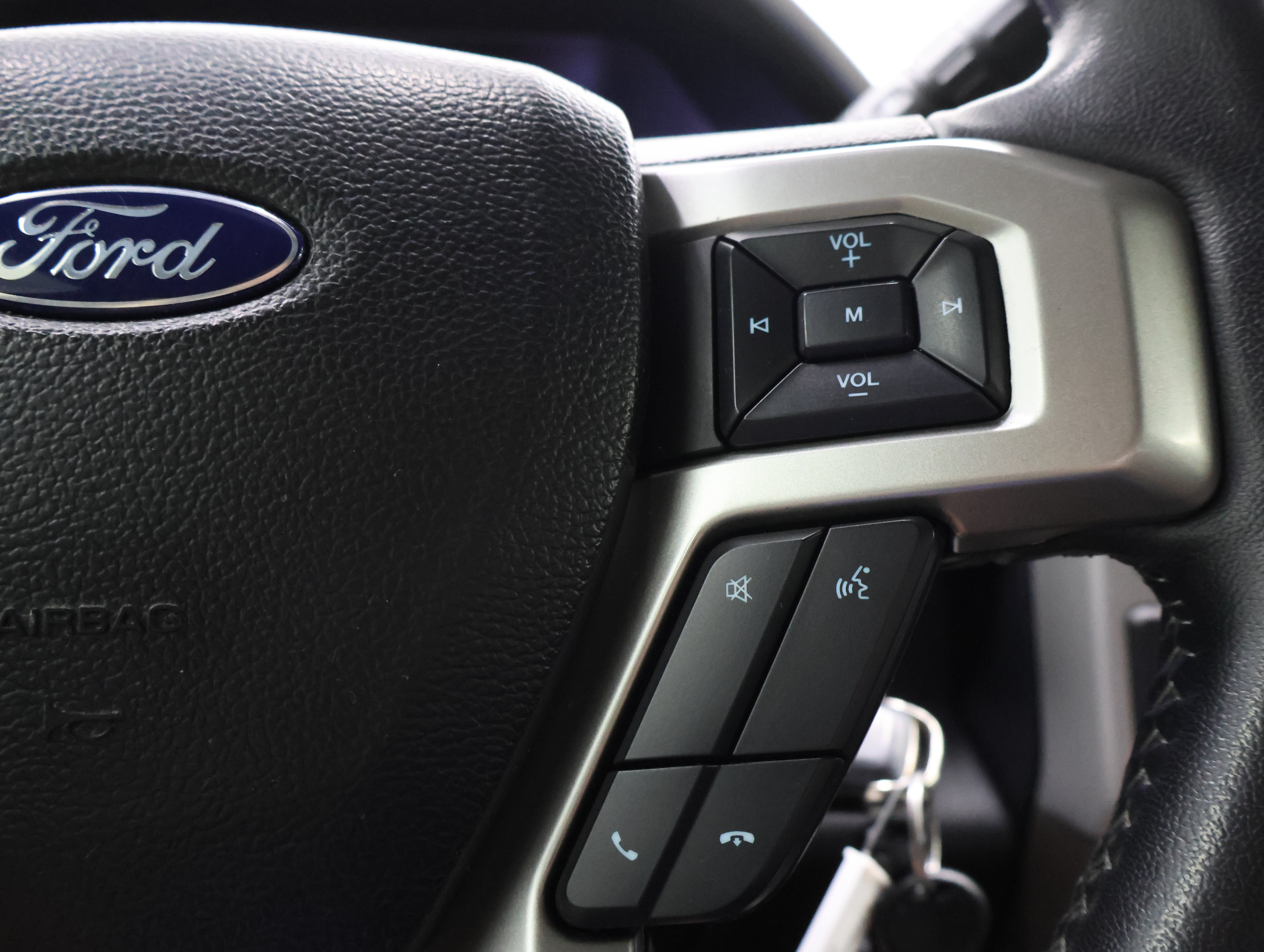 Used 2021 Ford F250 Lariat AWD/4WD image 14