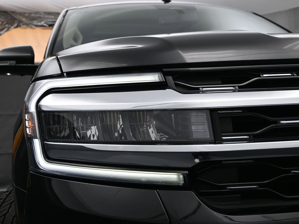 Used 2024 Ford Expedition Max Limited image 10