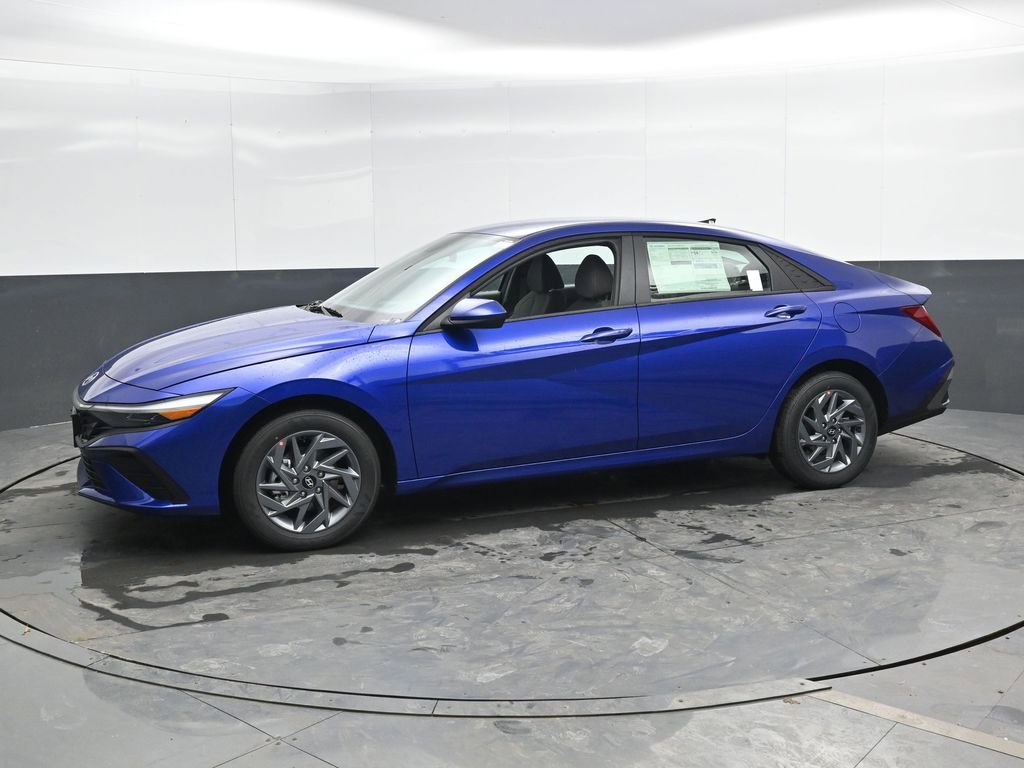 New 2026 Hyundai Elantra Blue image 7
