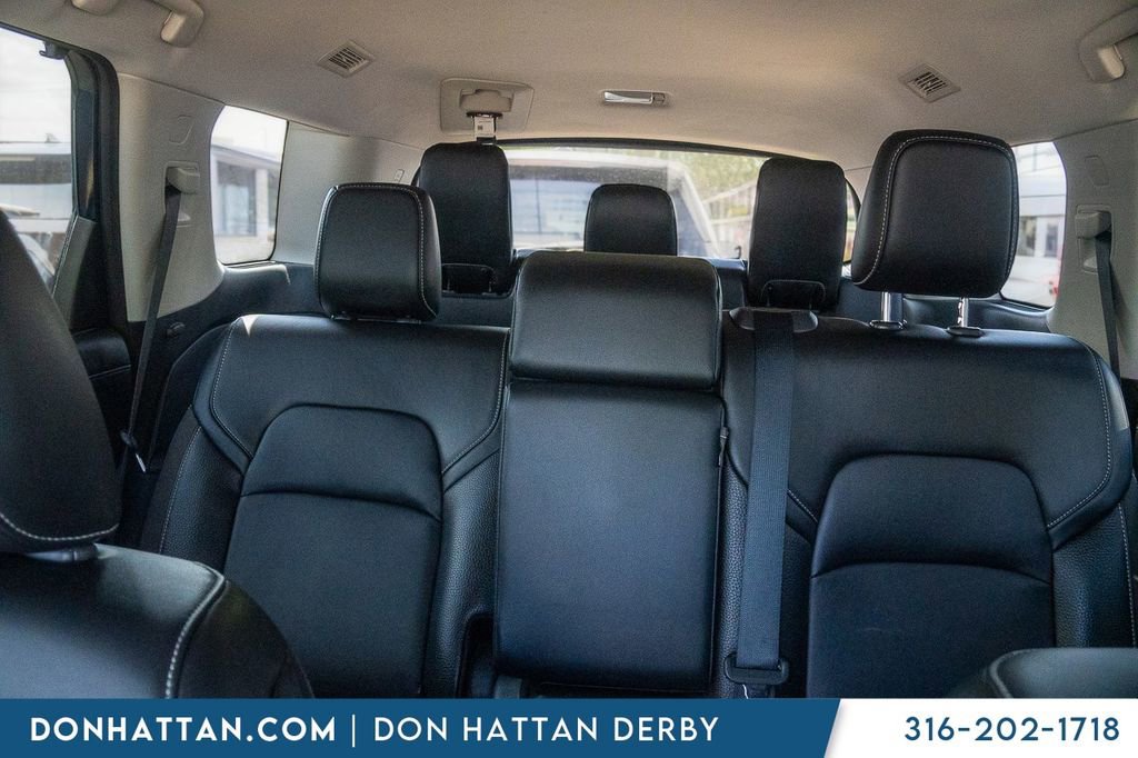 Used 2023 Nissan Pathfinder SL AWD/4WD image 20