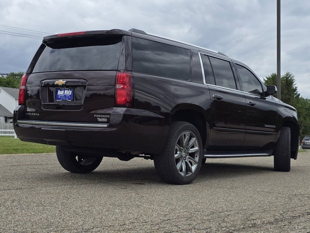 Used 2020 Chevrolet Suburban Premier AWD/4WD image 25