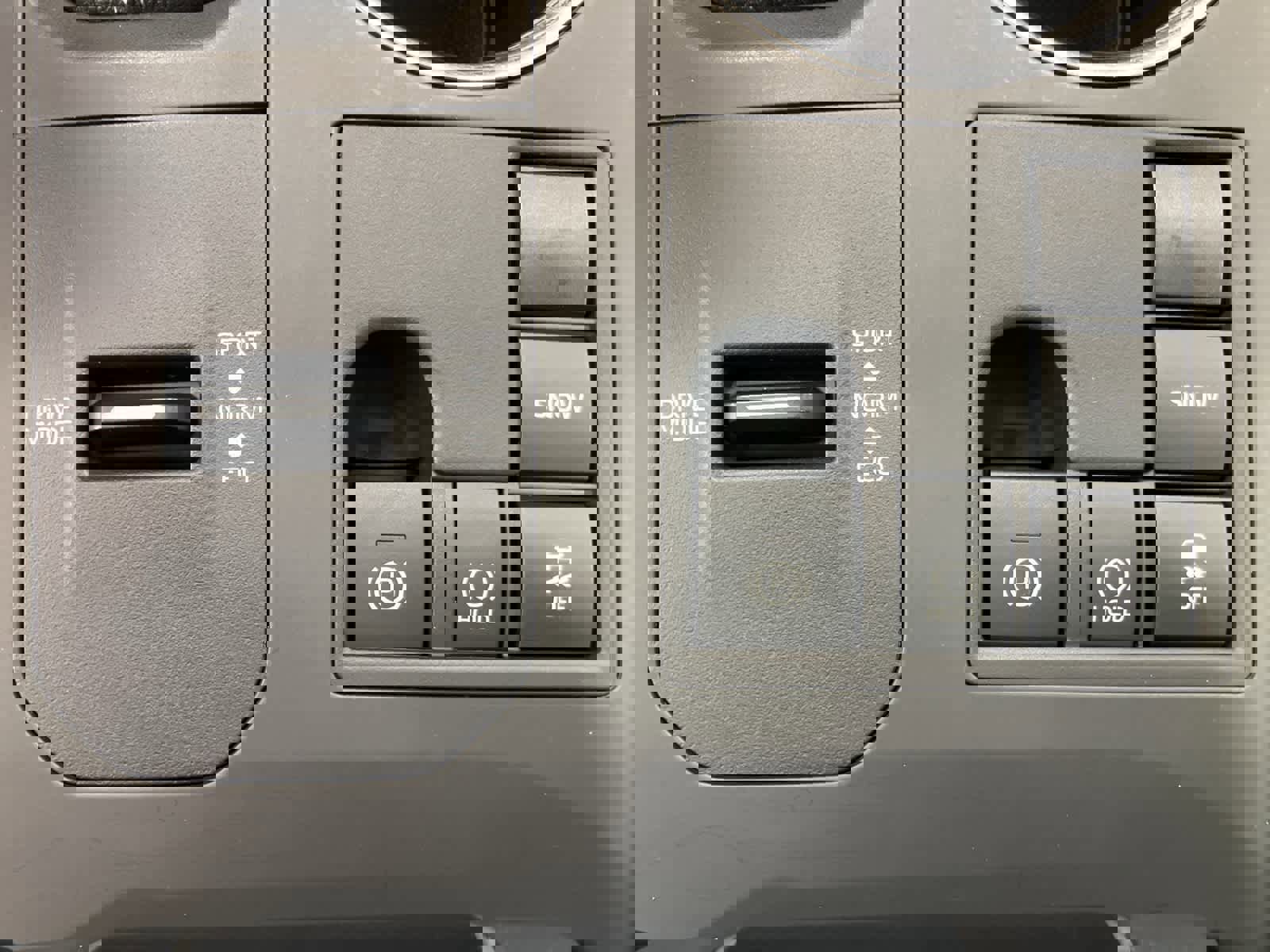 Used 2023 Toyota Highlander XLE image 18