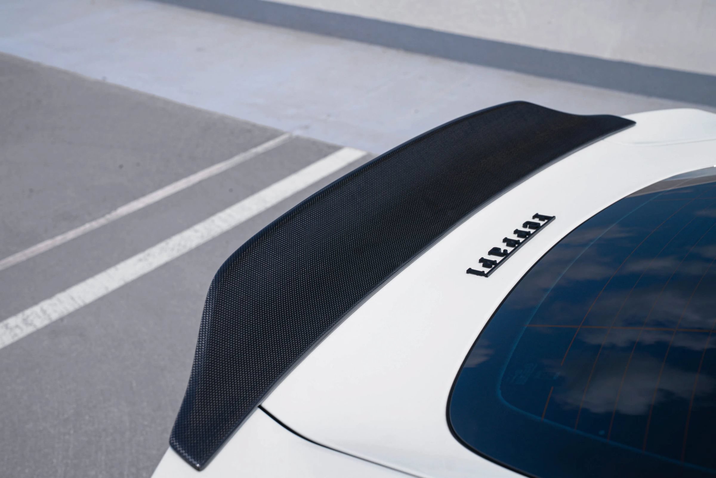 Used 2015 Ferrari F12 Berlinetta RWD image 16