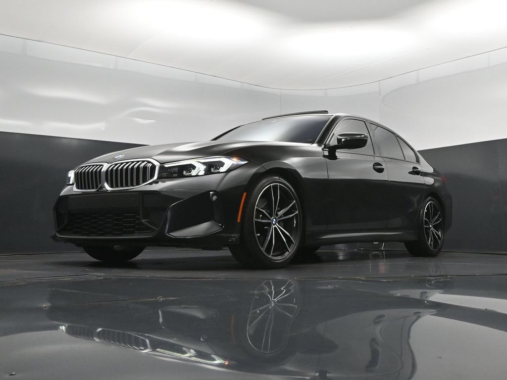 Used 2024 BMW 330i Sedan w/ M Sport Package RWD image 38