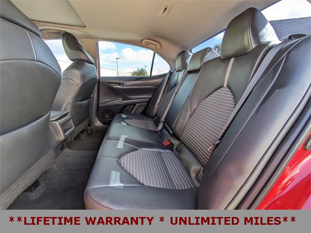 Used 2023 Toyota Camry SE image 14