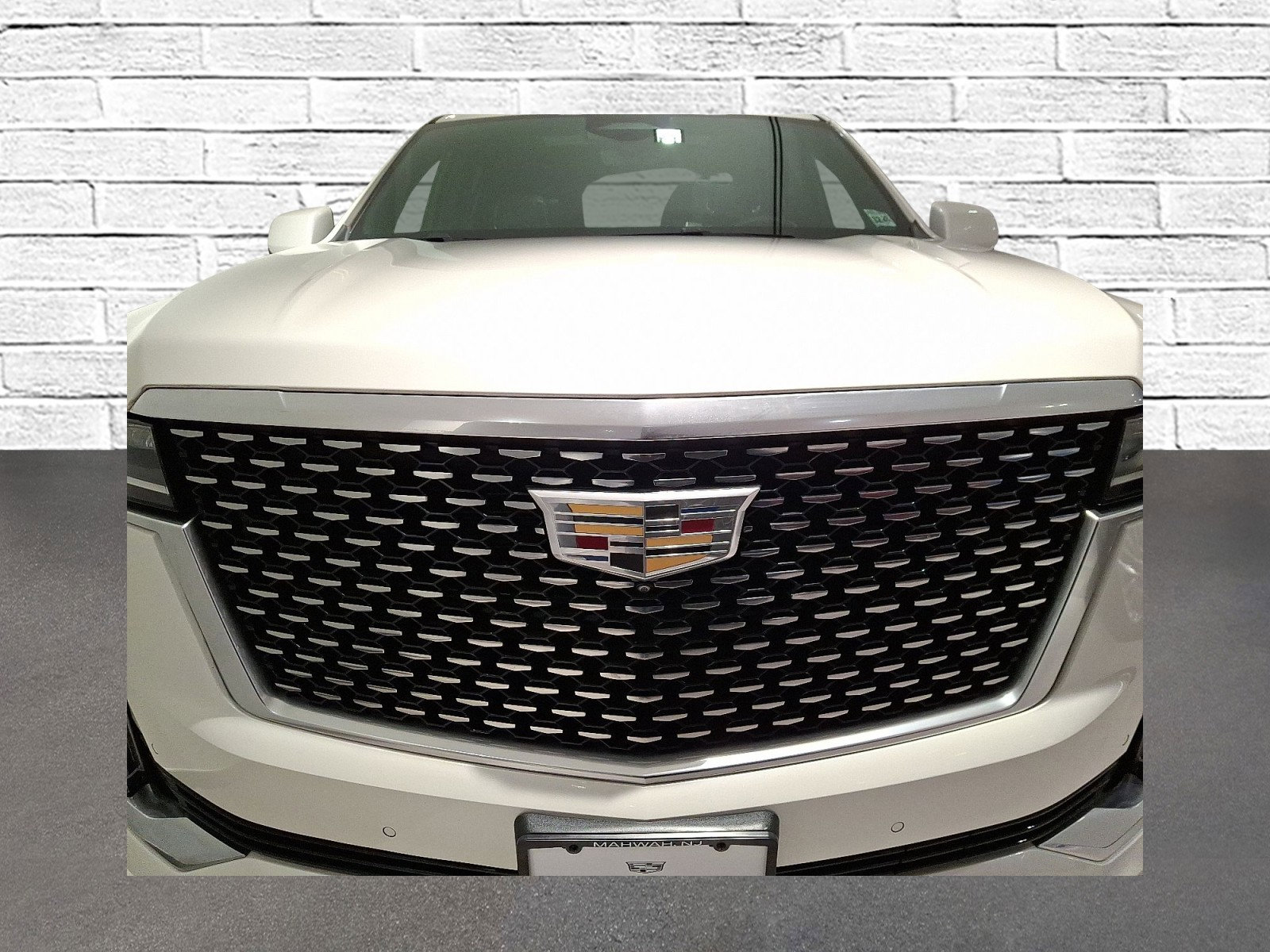 Certified 2021 Cadillac Escalade Premium Luxury image 5