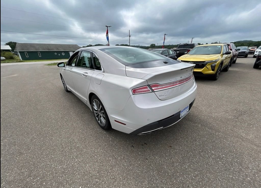 Used 2019 Lincoln MKZ Premiere FWD image 7