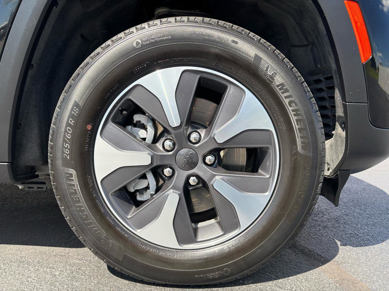 Used 2022 Jeep Grand Cherokee Limited 4xe image 38