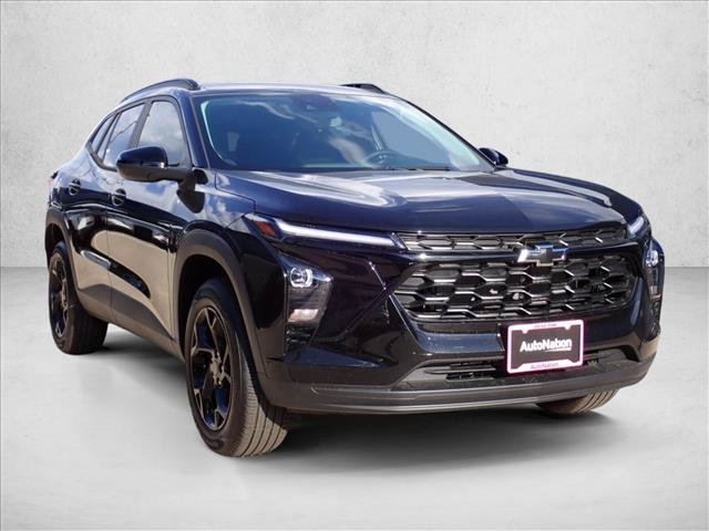 New 2026 Chevrolet Trax LT w/ Midnight Edition FWD image 6