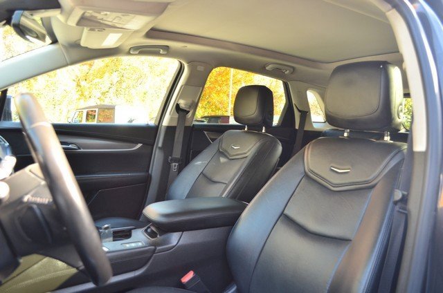 Used 2019 Cadillac XT5 Premium Luxury image 18