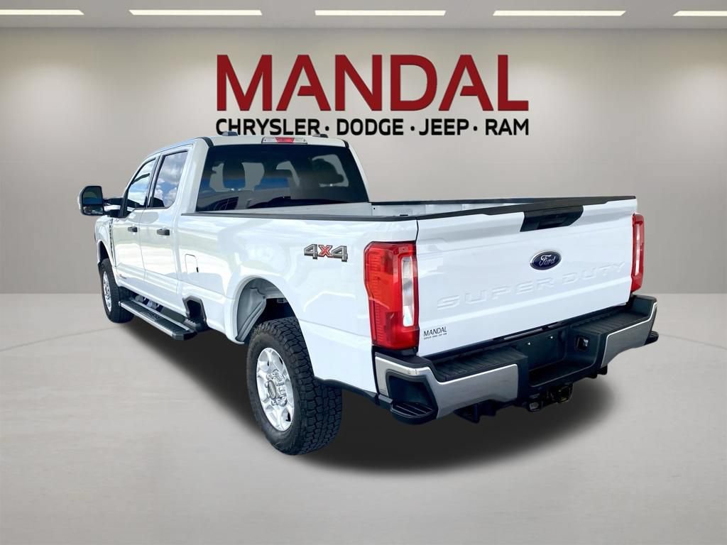 Used 2025 Ford F250 XLT AWD/4WD image 7