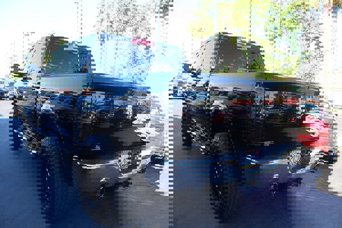 Used 2014 RAM 1500 Laramie w/ Convenience Group image 5