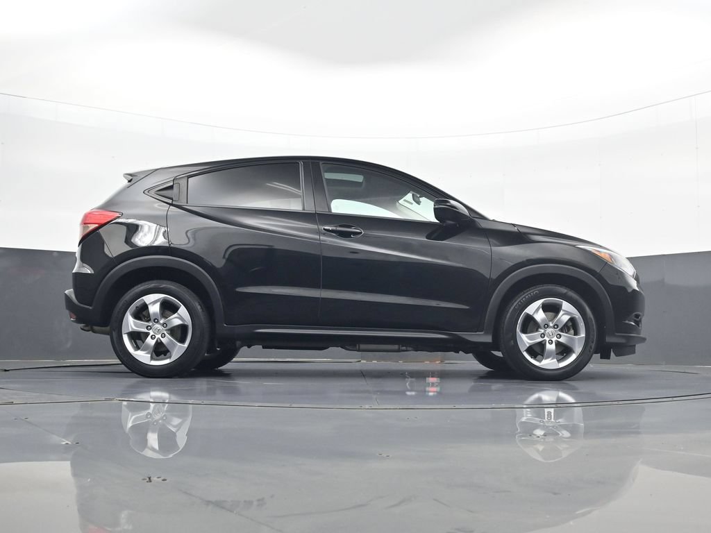 Used 2017 Honda HR-V EX image 24