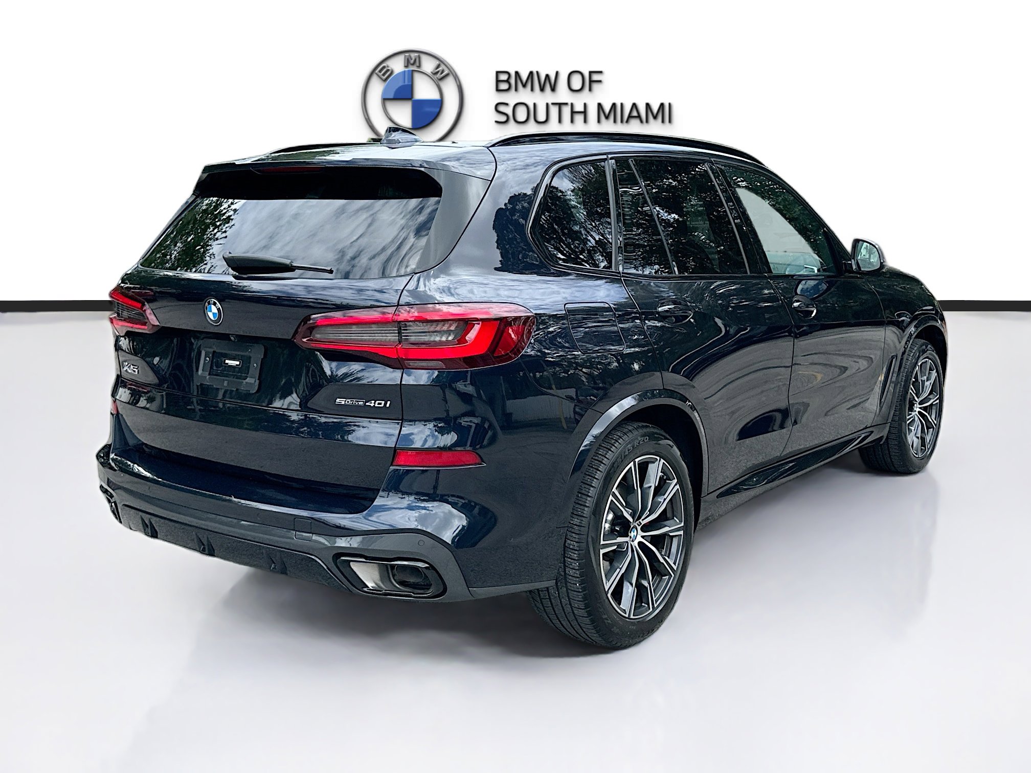 Certified 2023 BMW X5 sDrive40i w/ Executive Package RWD image 7