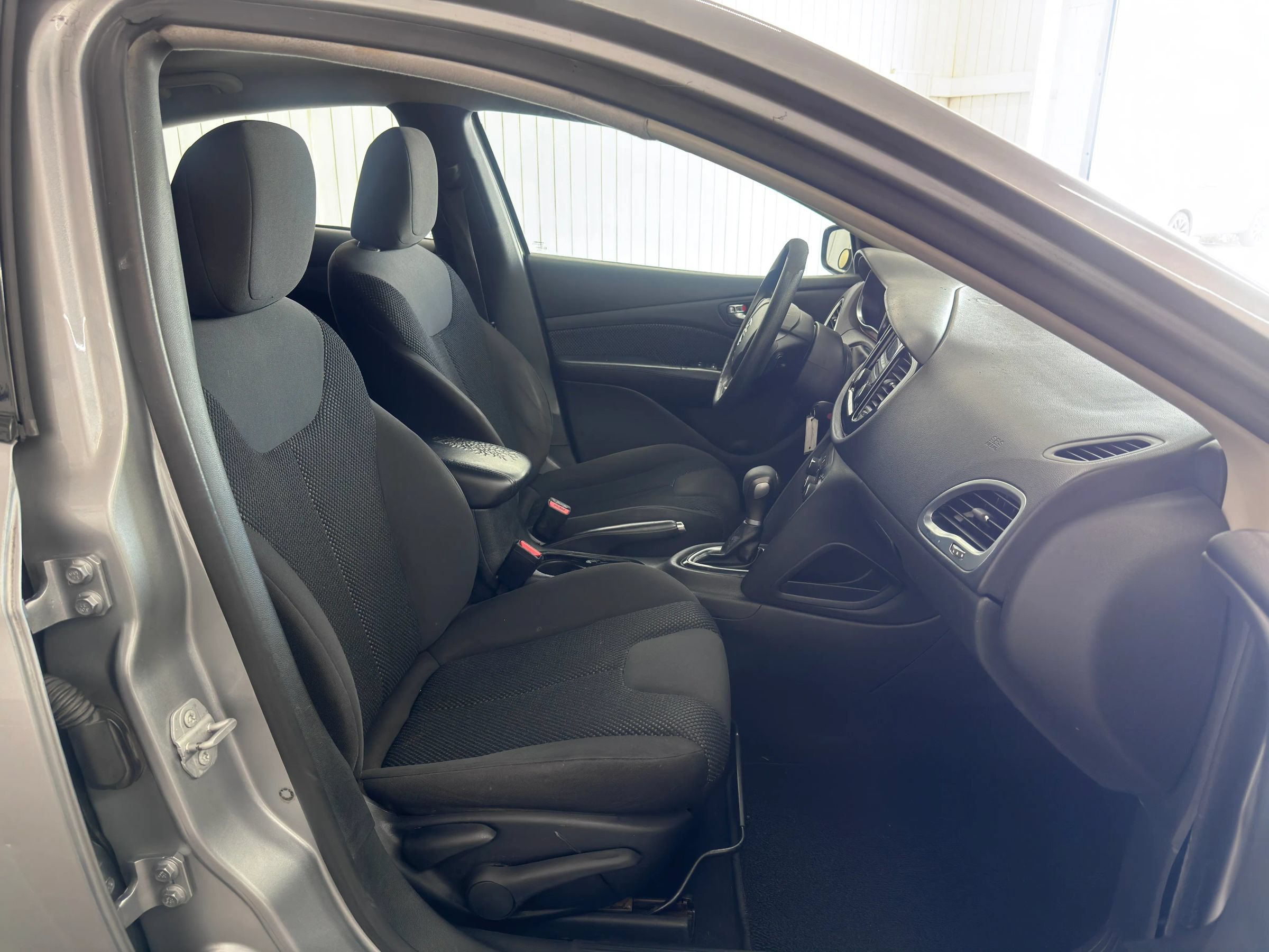 Used 2015 Dodge Dart SE w/ Convenience Group FWD image 10