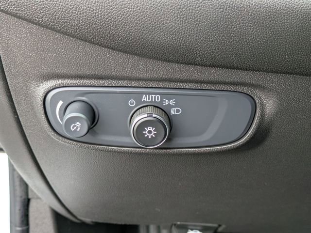 Used 2024 Chevrolet Equinox LT image 14