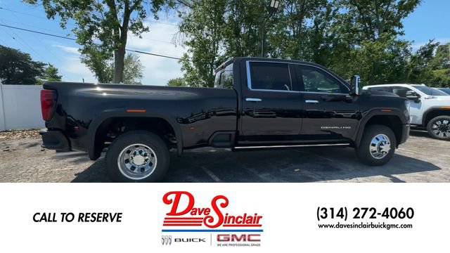 New 2026 GMC Sierra 3500 Denali Ultimate AWD/4WD image 9