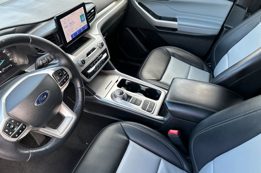 Certified 2023 Ford Explorer XLT w/ Equipment Group 202A image 12