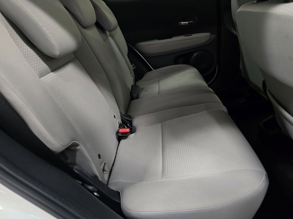 Used 2020 Honda HR-V LX image 19